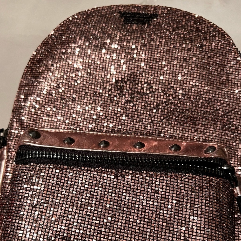 VICTORIA'S SECRET GLITTER MINI BACKPACK NWT - Picture 11 of 16